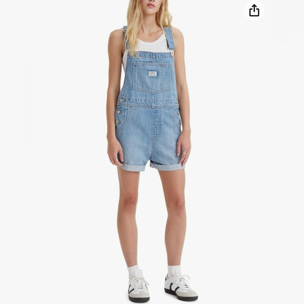 Levi’s Shortalls